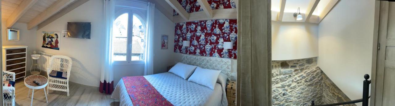 Apartamentos Casa Isabale ビエスカス エクステリア 写真