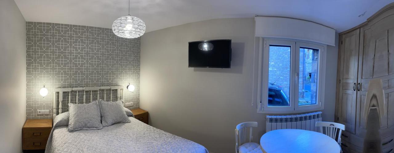 Apartamentos Casa Isabale ビエスカス エクステリア 写真