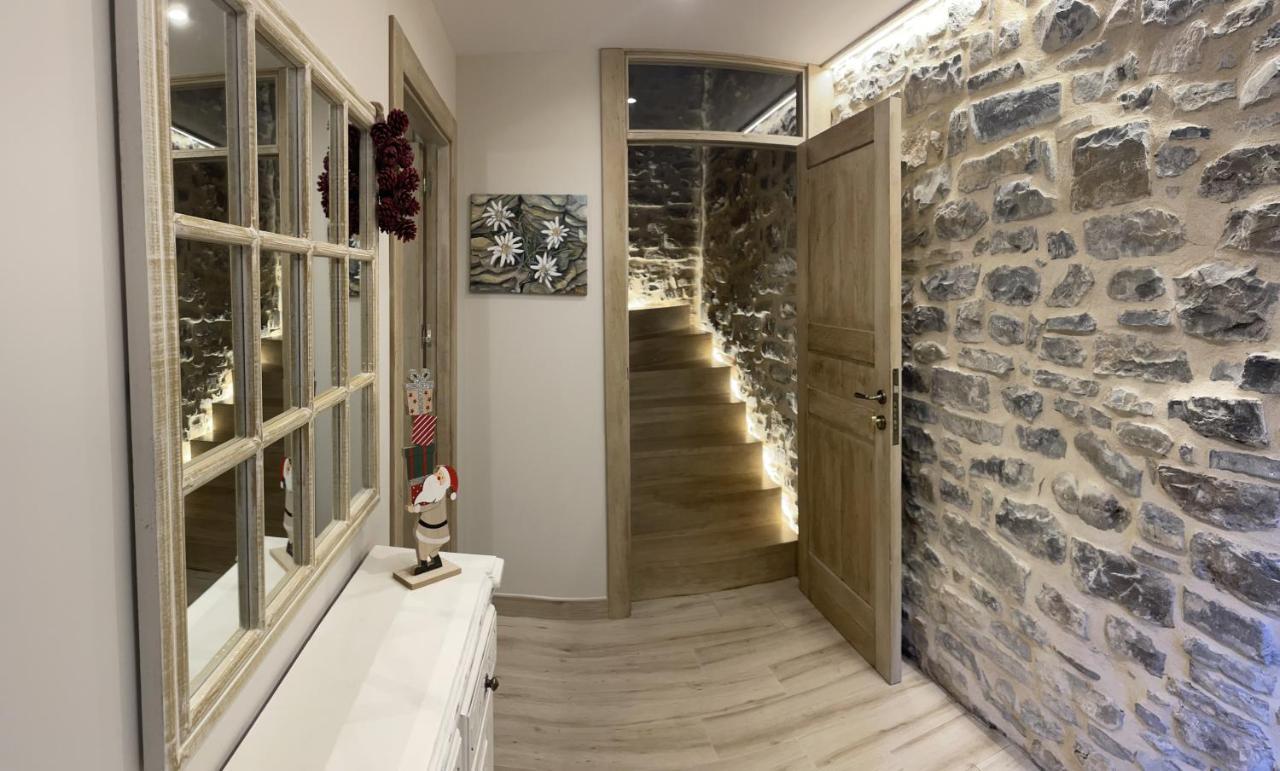 Apartamentos Casa Isabale ビエスカス エクステリア 写真