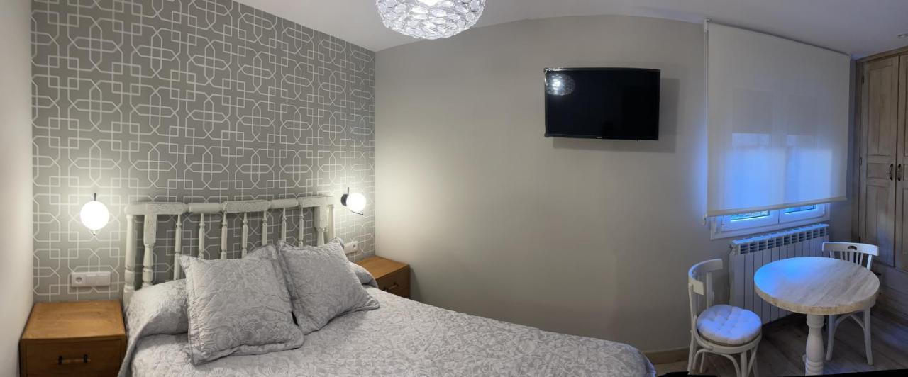 Apartamentos Casa Isabale ビエスカス エクステリア 写真