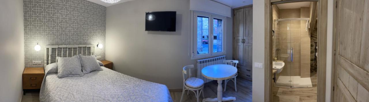 Apartamentos Casa Isabale ビエスカス エクステリア 写真