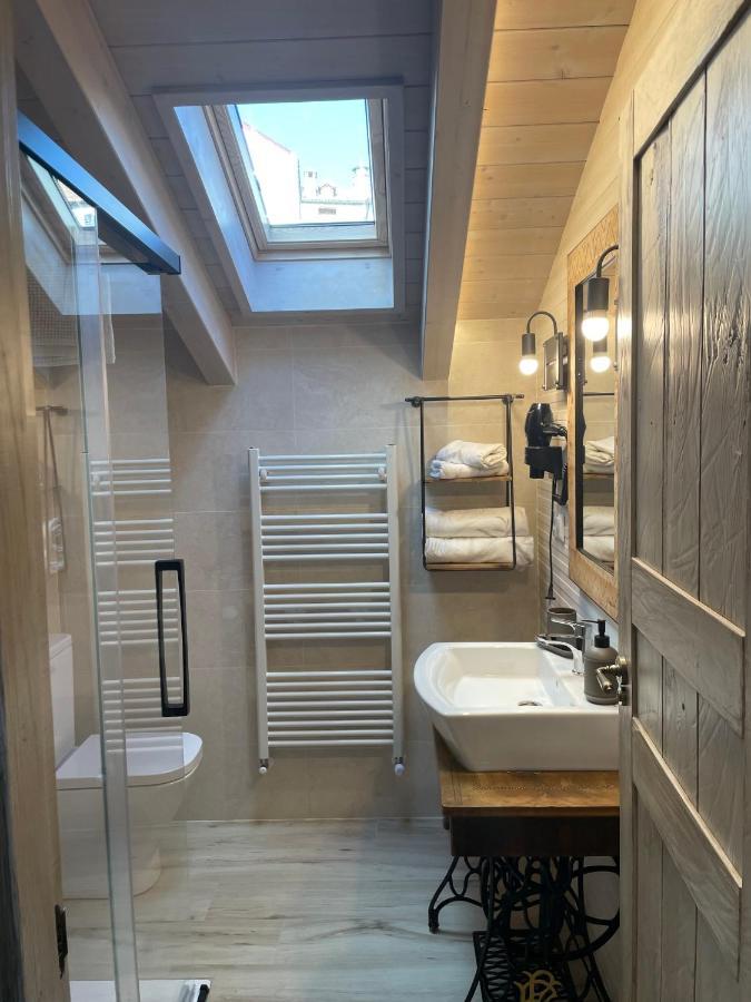 Apartamentos Casa Isabale ビエスカス エクステリア 写真